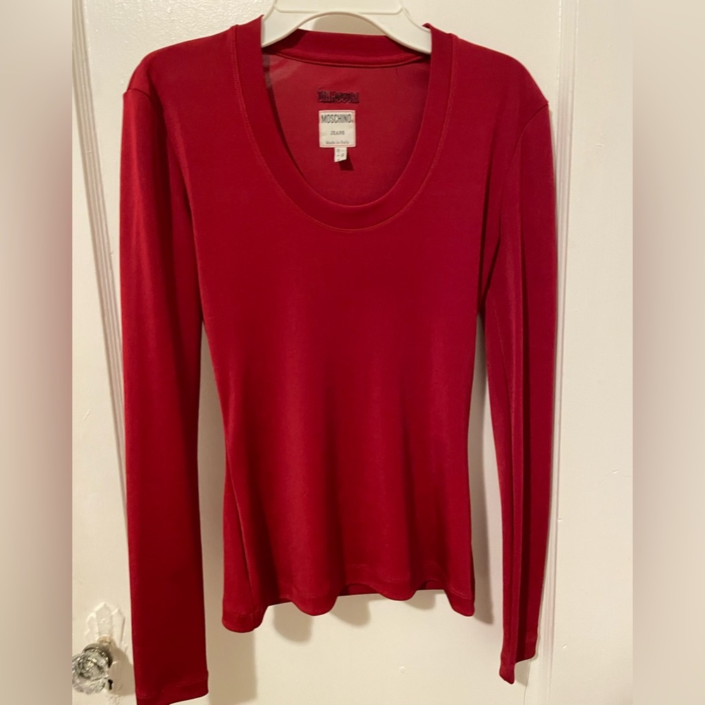Burgundy long sleeve Moschino crew neck shirt,sz 40 or us 6